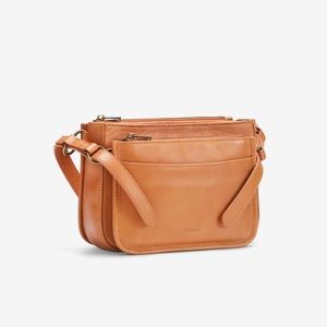 Minooy Artemis Crossbody